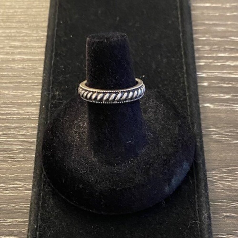 Judith Jack sterling silver rope ring, size 6